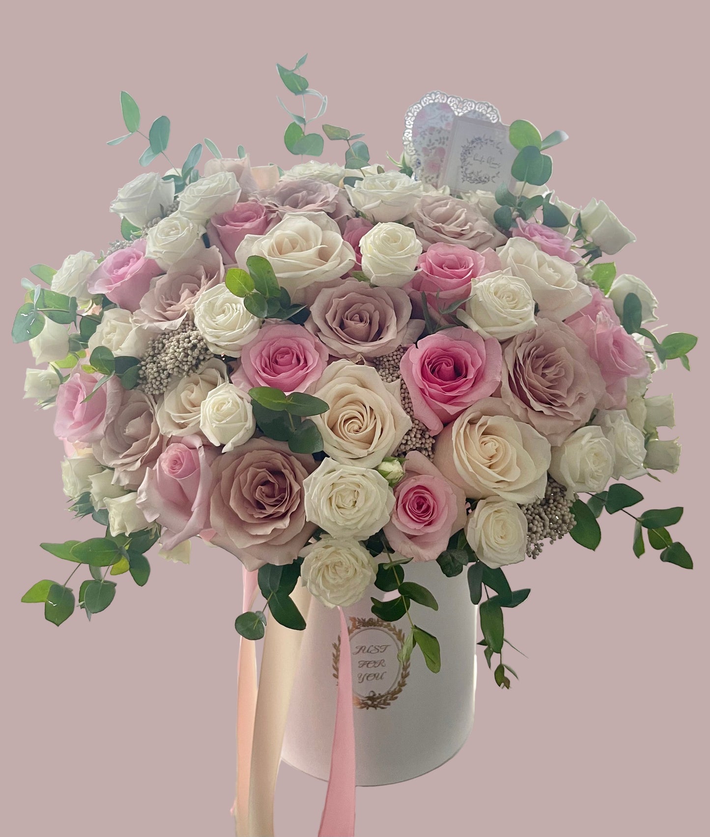 Luxurious Rose Box