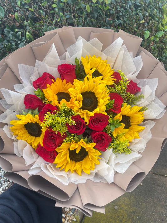 Como La Flor rose bouquet