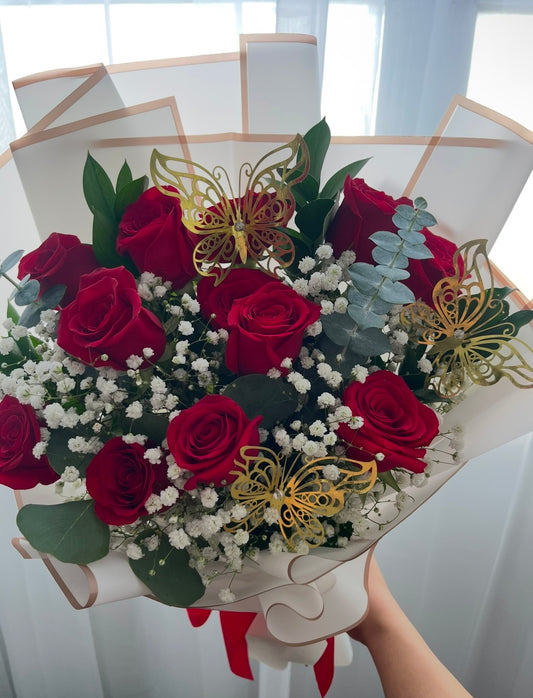 Deluxe Dozen Roses